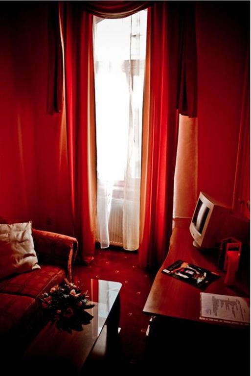 Hotel アラド エクステリア 写真